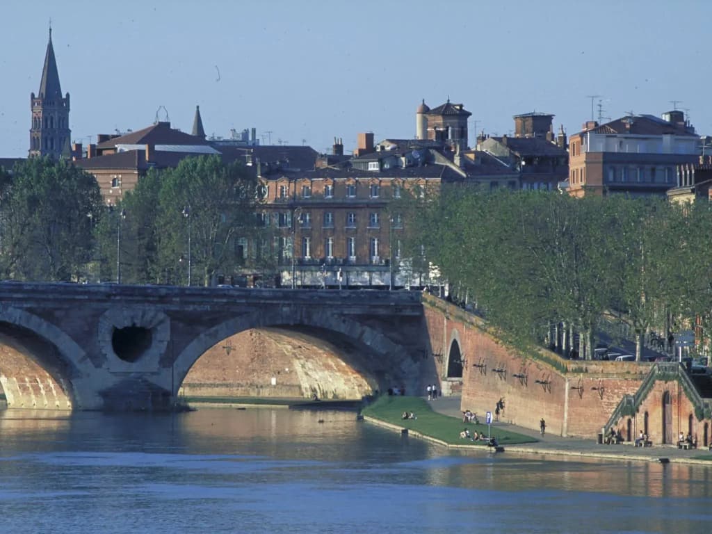 Aparthotel Adagio Access Toulouse Saint Cyprien - Photo 1