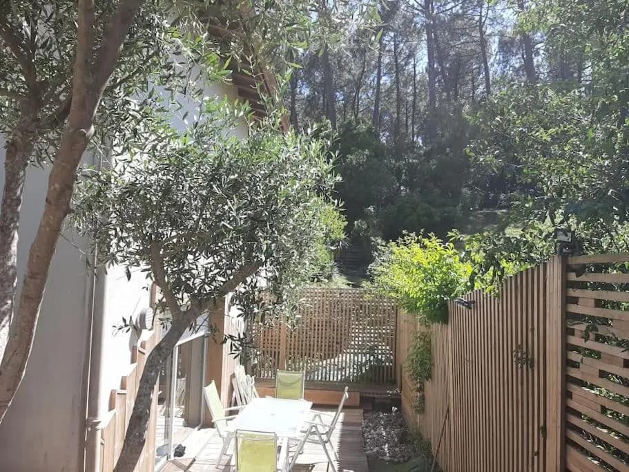 appartement 50 m2/quartier calme /5 mn de la plage - Miniature 7