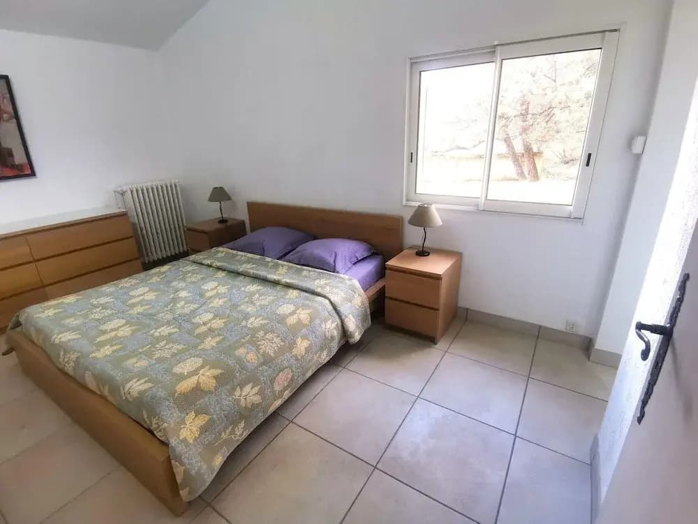 Holiday Home in Puymeras With Garden - Photo 2