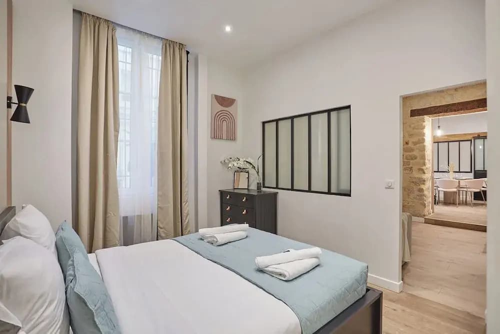 The Upper Marais Superb Apartment for 8 People - Photo 4