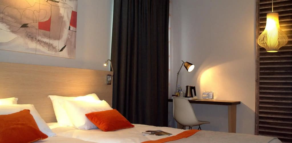 Kyriad Prestige Vannes Centre - Palais des Arts - Photo 5