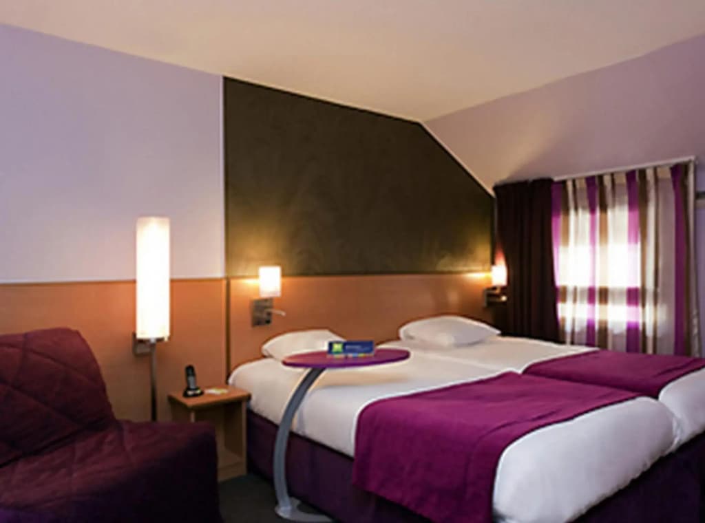 ibis Styles Bourg en Bresse Centre - Miniature 6