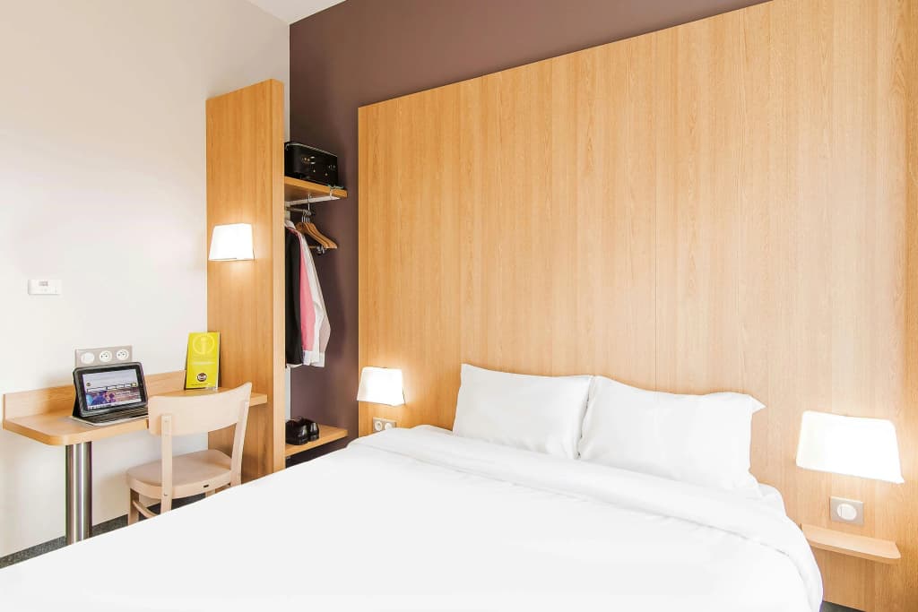 B&B HOTEL Limoges Gare - Photo 2