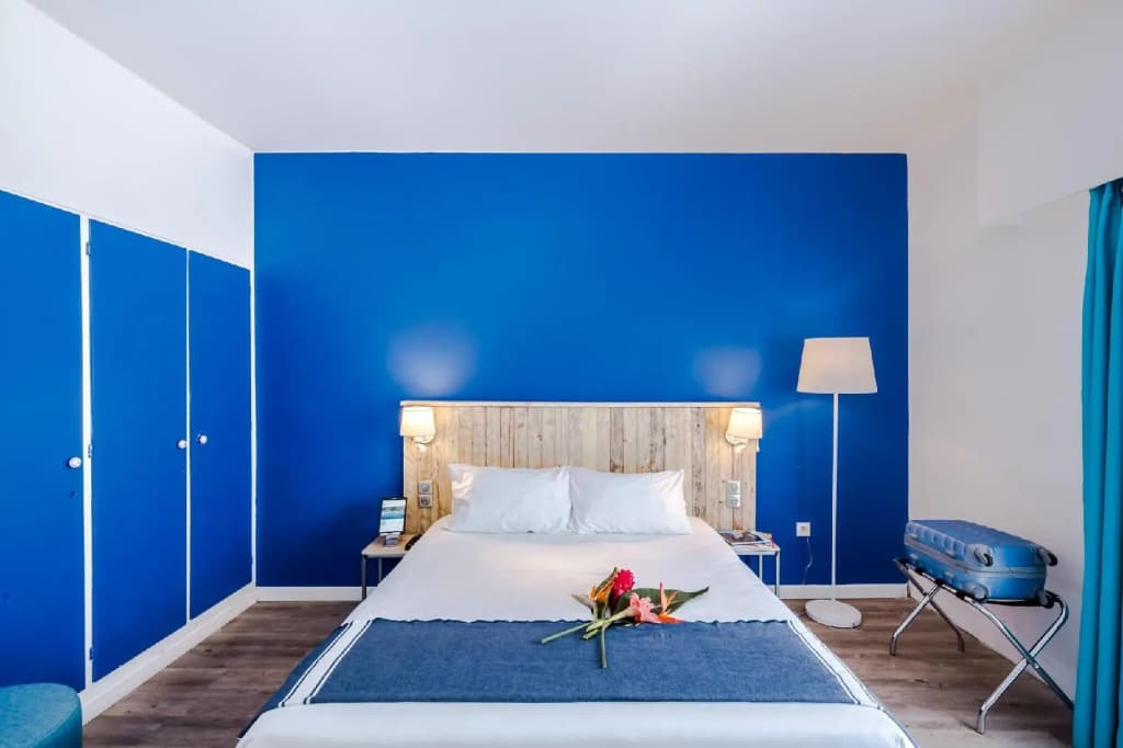 Hotel Le Grand Bleu - Miniature 6