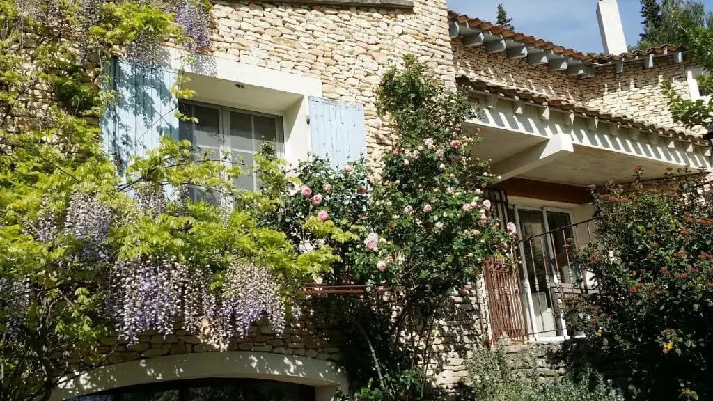 Charm in Provence - Photo 1