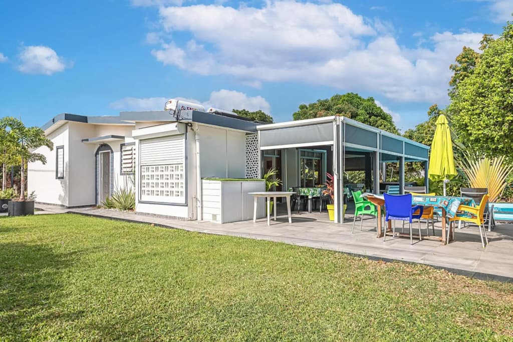 Villa de 3 chambres avec piscine privee jacuzzi et jardin clos a Baie Mahault - Miniature 7