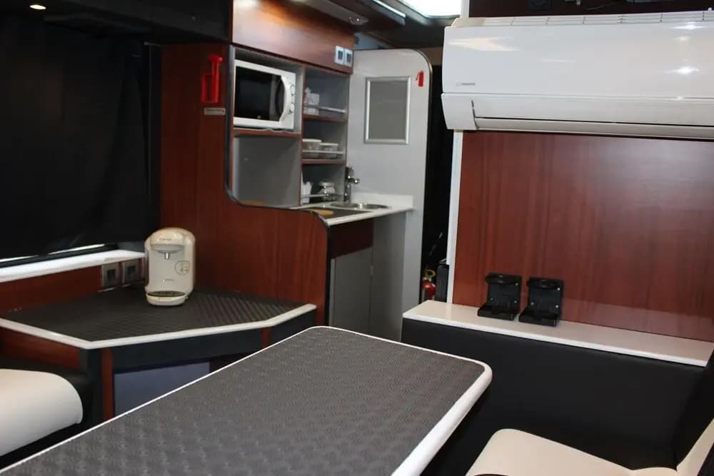 Les Cars Hotels - Photo 3