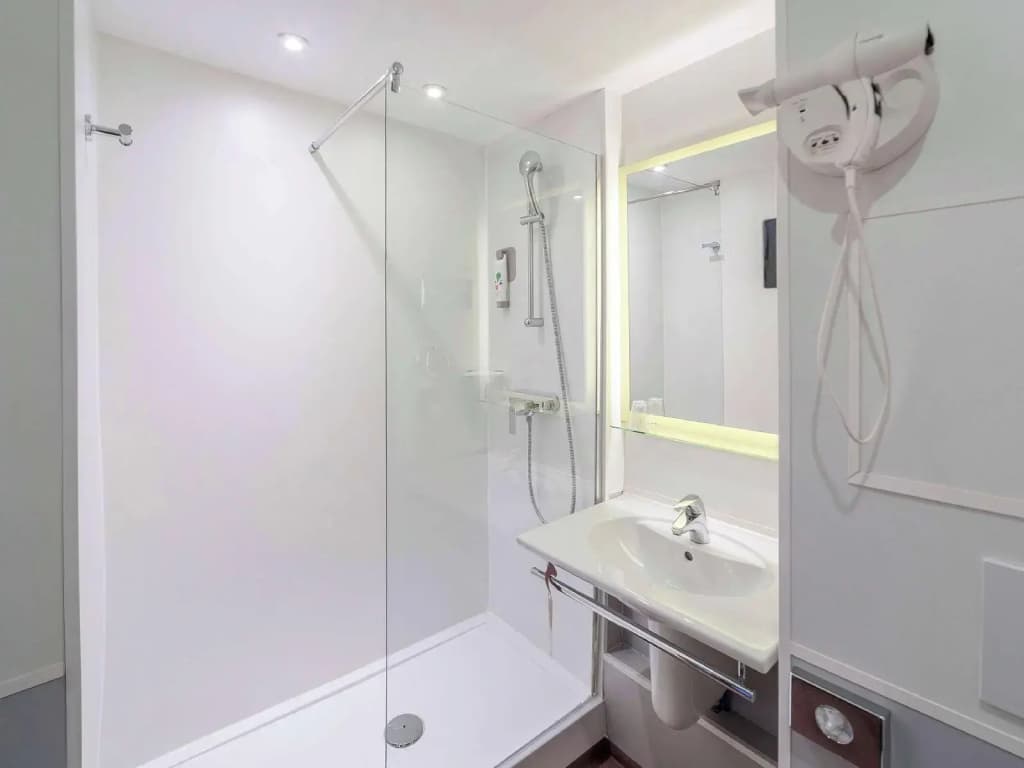 ibis Styles Lille Marcq en Baroeul - Miniature 8