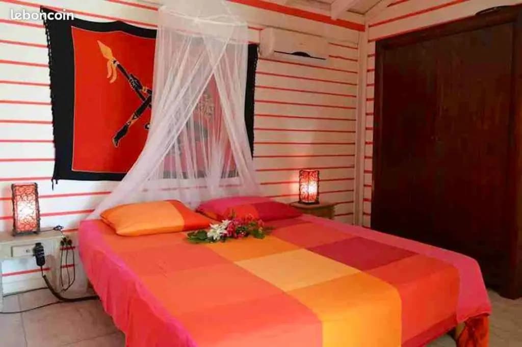 Maison de 2 chambres a Pointe Noire a 150 m de la plage avec vue sur la mer piscine partagee et jardin clos - Photo 2