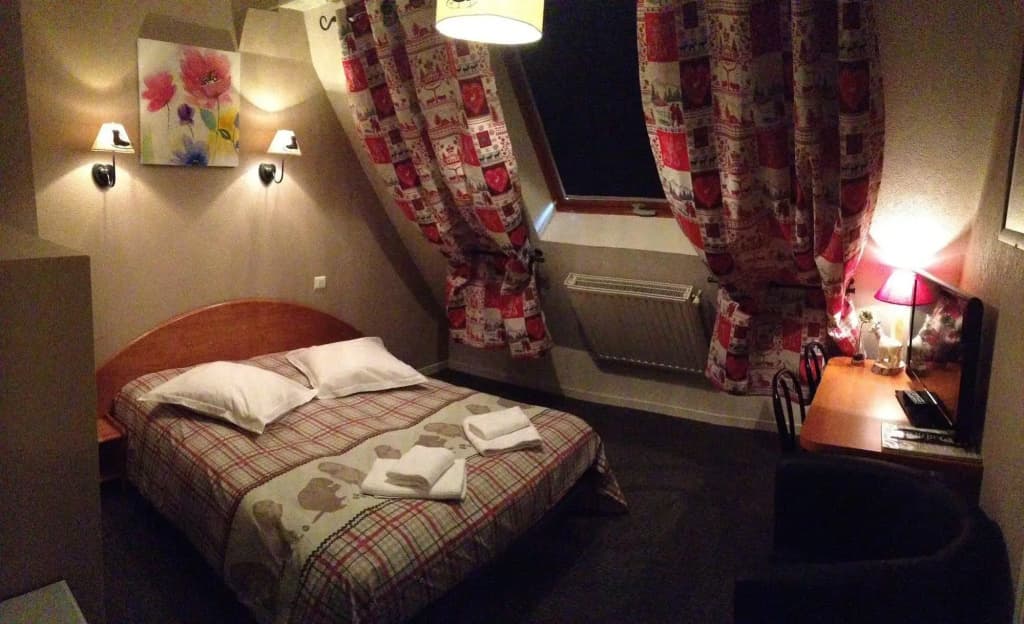 Aviation Hotel - Photo 5