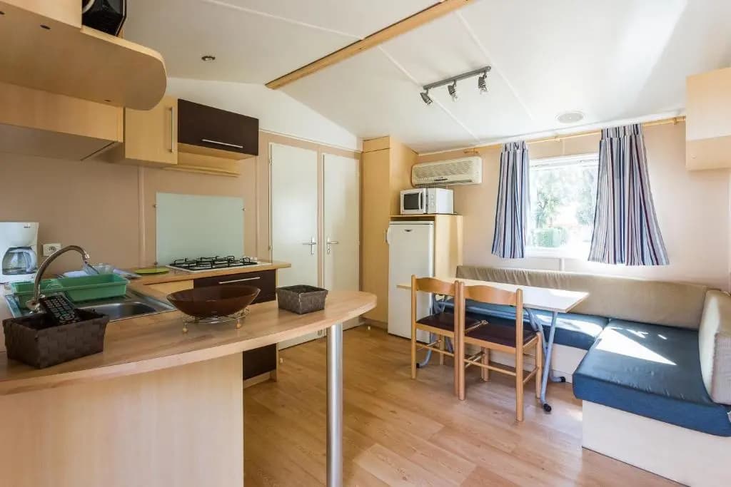 Camping Des Mimosas - Photo 1