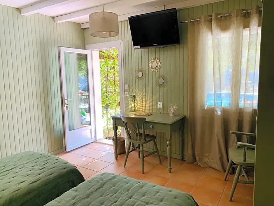 Hostellerie de la Tour - Photo 2