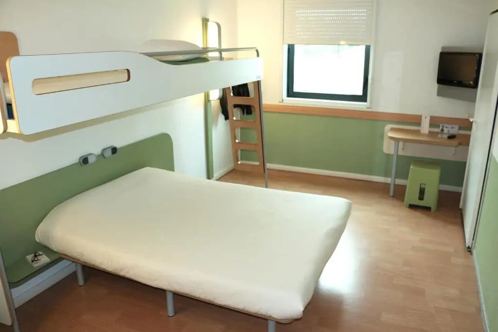 ibis budget Castelnaudary - A61 - Photo 2