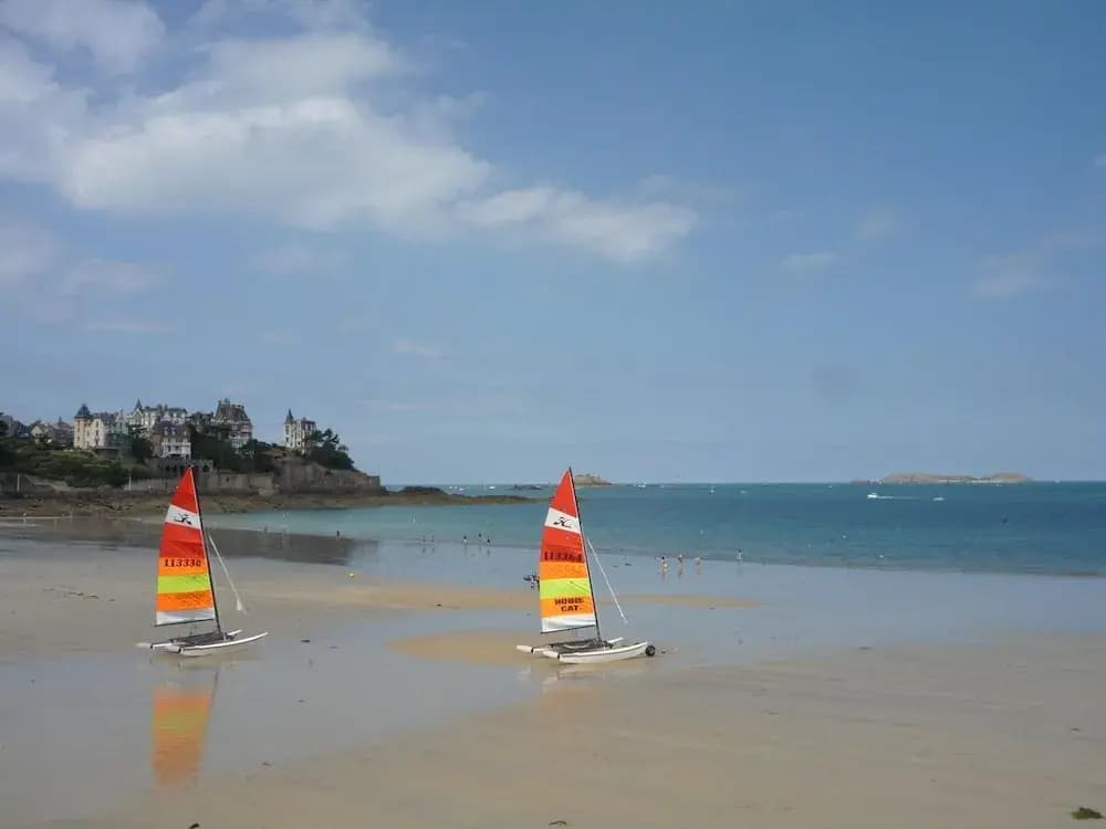 Quiet Duplex Apartment in St Briac sur Mer - Miniature 6