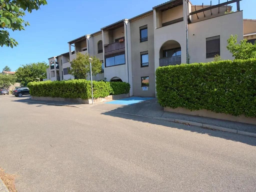 Appartement Ruoms, 1 pièce, 2 personnes - FR-1-382-151 - Photo 1