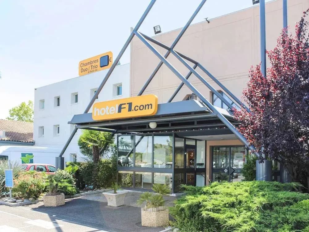 hotelF1 Fréjus Roquebrune-sur-Argens (Hôtel rénové) - Photo 1