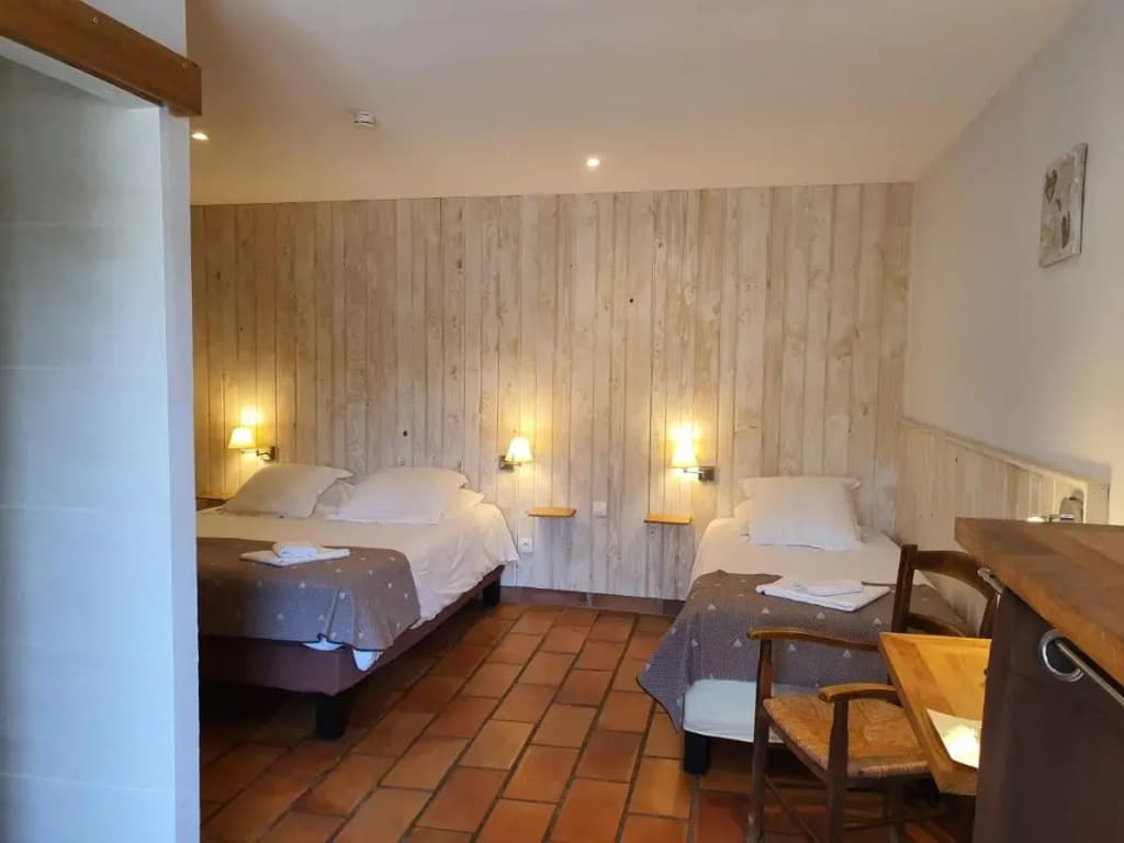 Hotel L'escarbille - Photo 2