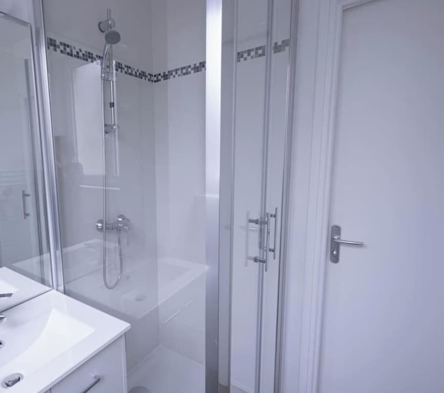 Chez Jean Hyper Centre 4 Chambres Wifi 8 Pers - Miniature 6