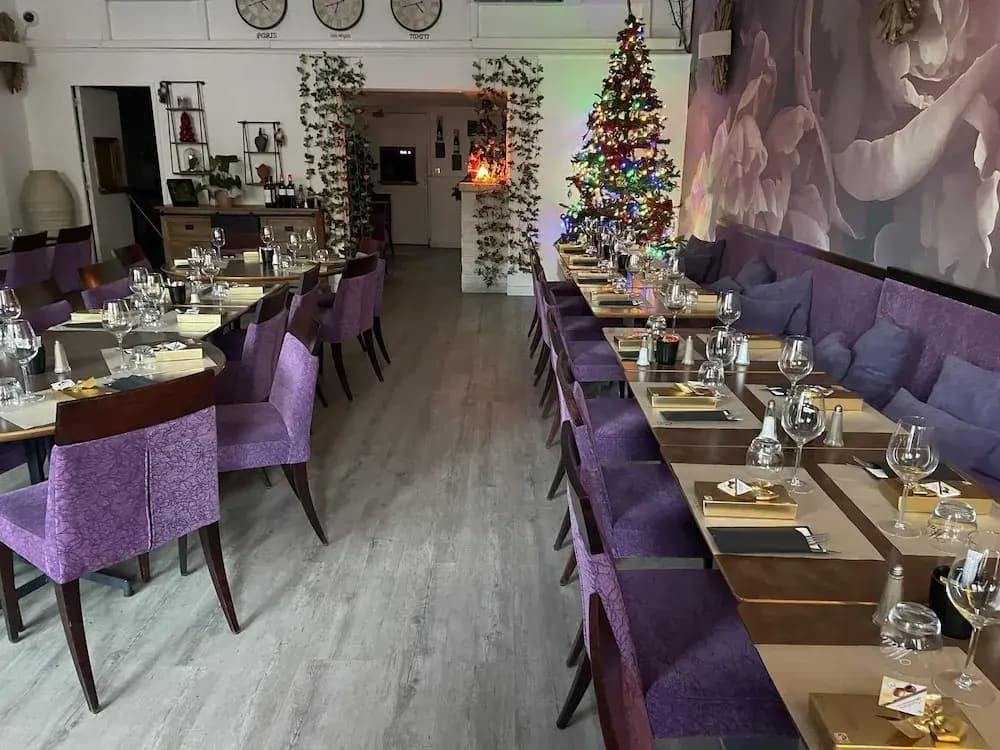 Luberon l’hôtel restaurant - Photo 4
