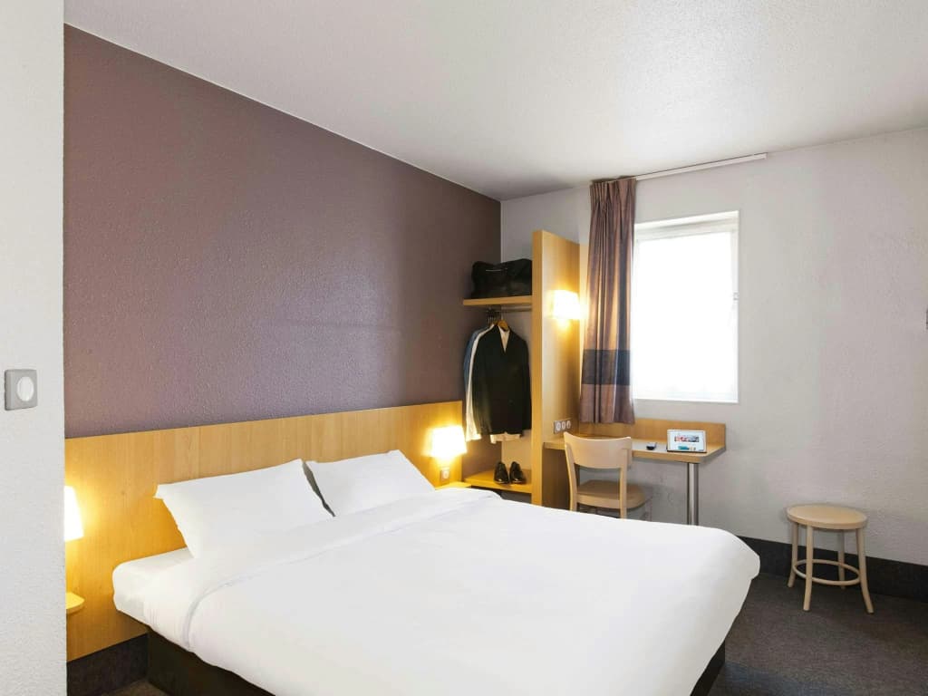 B&B HOTEL Nantes Rezé Saint-Sébastien - Photo 4