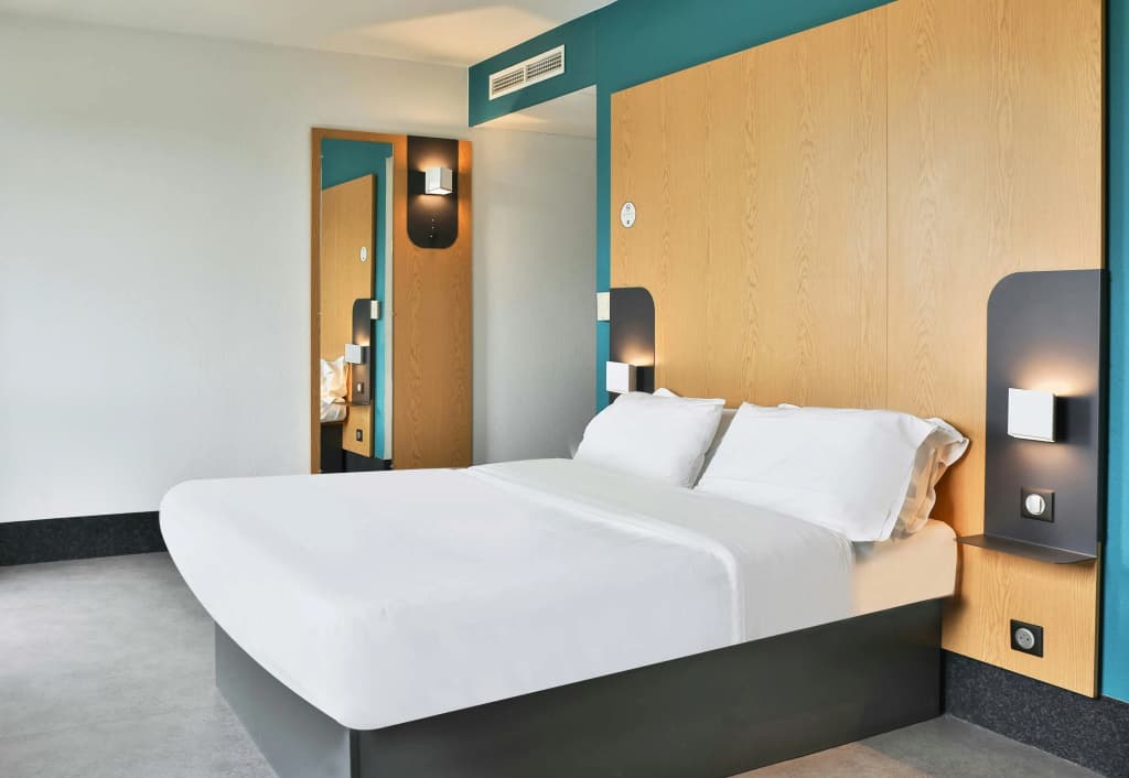 B&B HOTEL La Roche-sur-Yon - Miniature 7