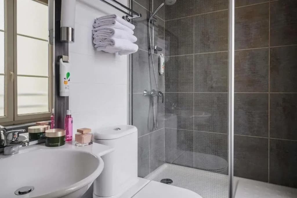 ibis Styles Nantes Centre Place Graslin - Miniature 8