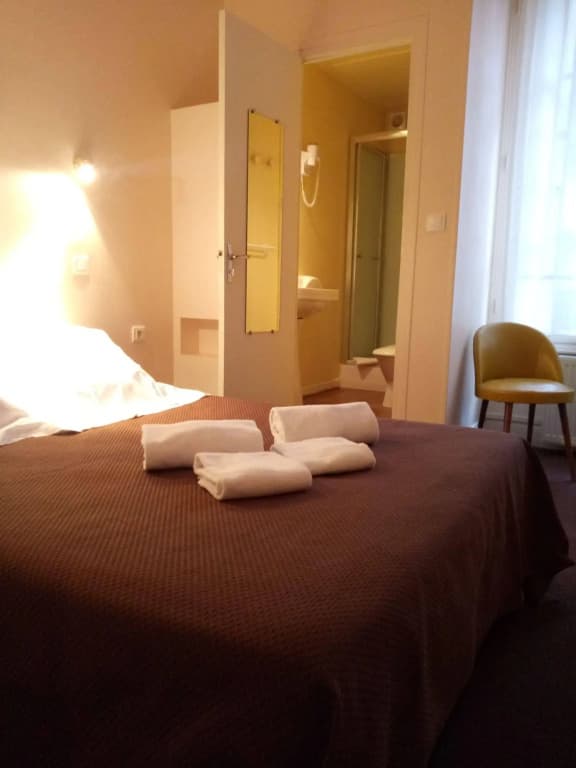 Hôtel Moderne - Photo 3