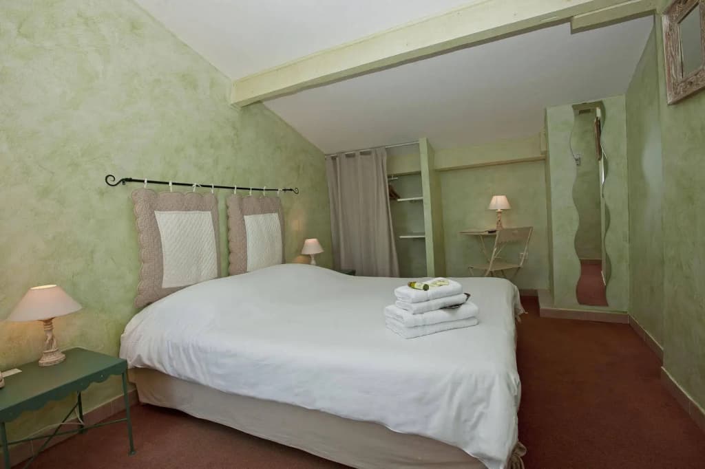 Hotel Les Calanques - Miniature 7
