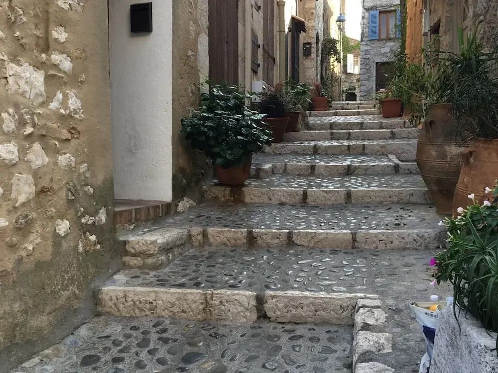 Excellent Apartment on the Cote D'azur - Miniature 7