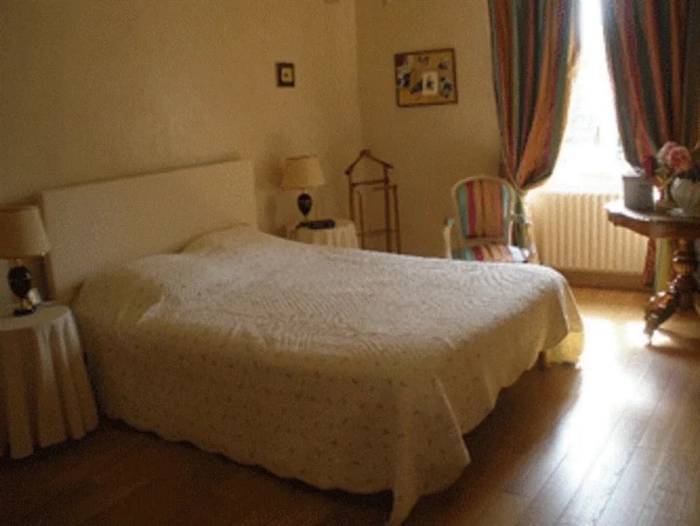 La Pocterie Chambres d'Hôtes en Vienne - Photo 3