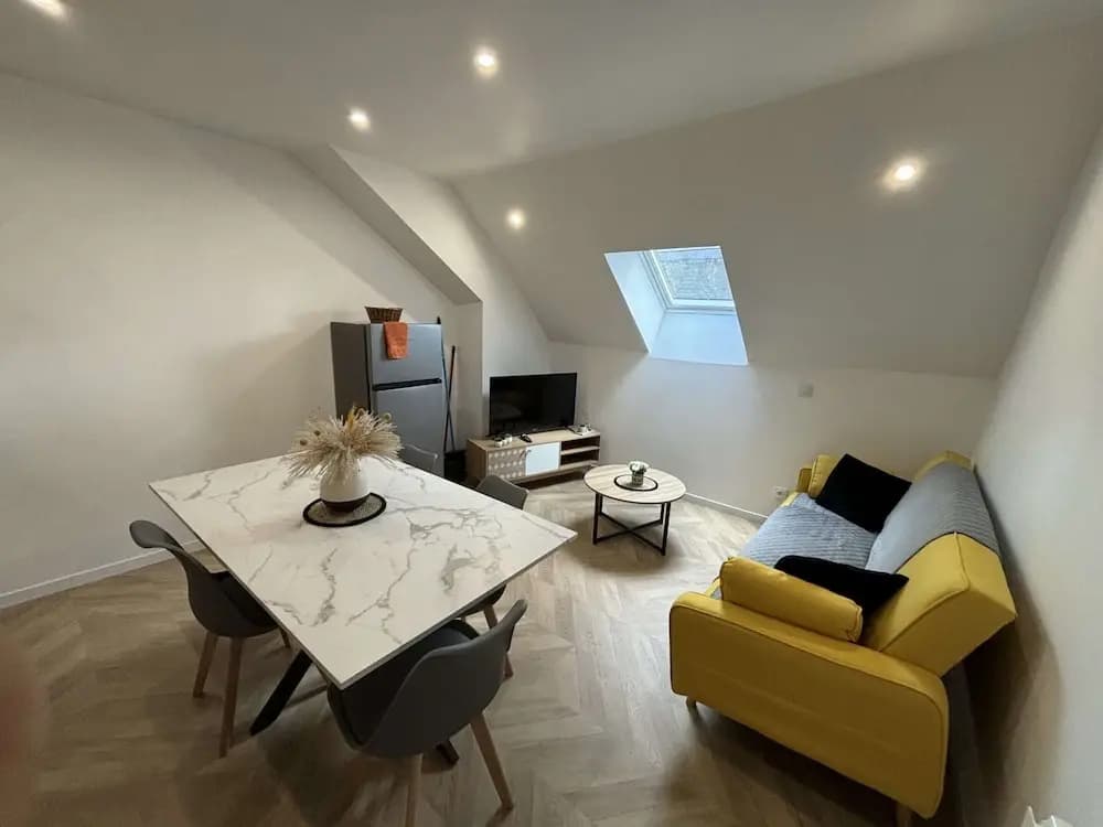 Apartment in Ecommoy Near Le Mans Circuit - Photo 3