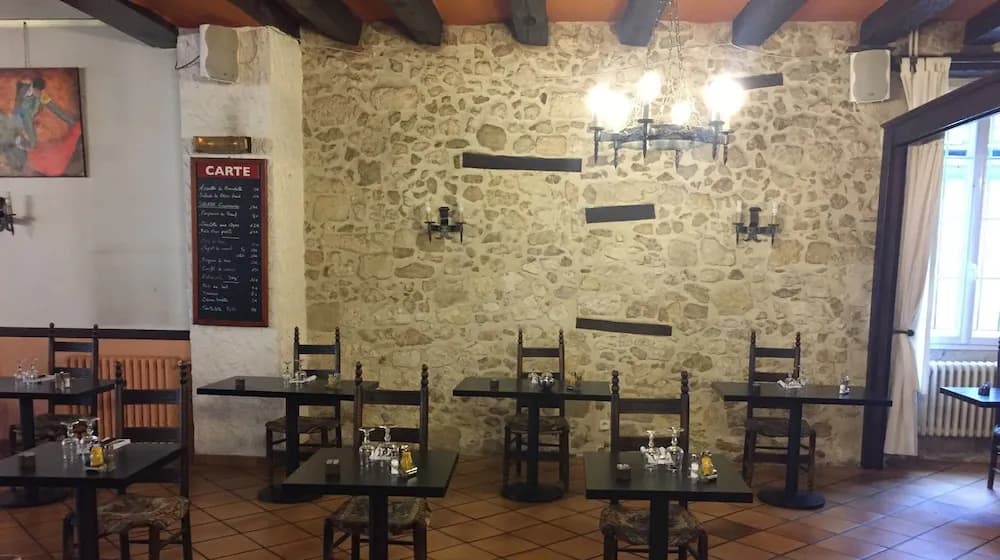 Hotel Restaurant Le d'Artagnan - Miniature 8
