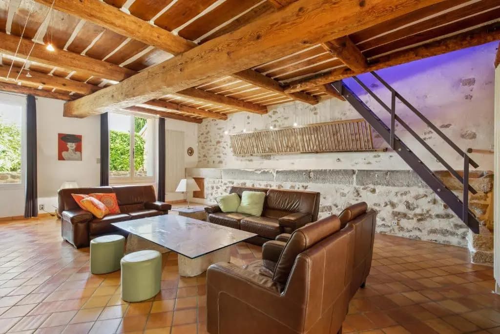 Villa With 5 Bedrooms in Uchaux, With Wonderful Mountain View, Private - Photo 1