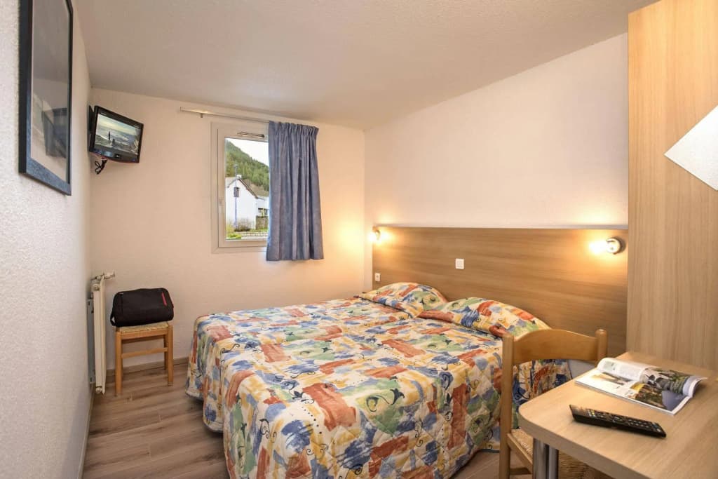 Brit Hotel Deltour Essentiel Mende - Photo 4