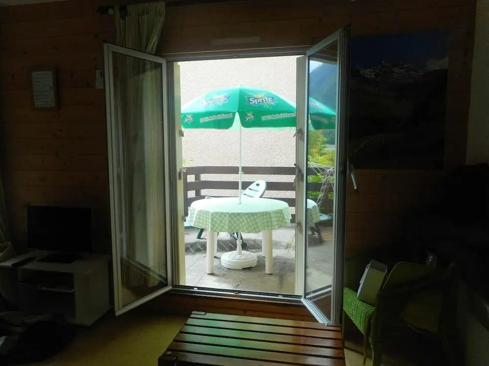 Studio In Cauterets With Wonderful Mountain View And Furnished Balcony 11 Km From The Slopes - Miniature 7