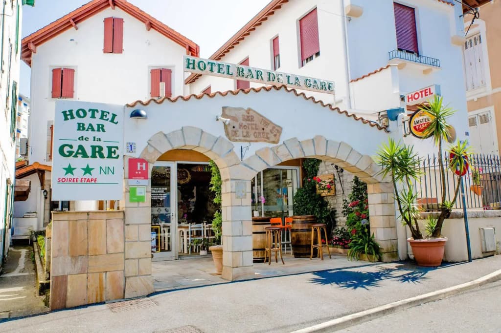 Hotel de la Gare - Photo 1