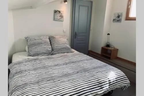 Appartement sur les quais de la Sorgue - Photo 2