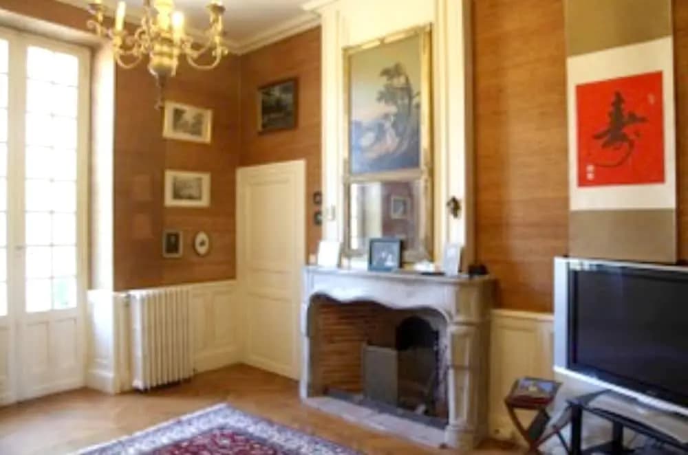 Villa With 10 Bedrooms In Villeneuve Sur Lot With Wonderful City View Private Pool Furnished Garden - Photo 1