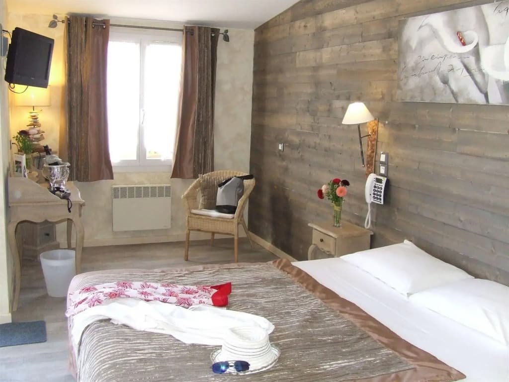 Hôtel Le Peu Breton - Photo 2