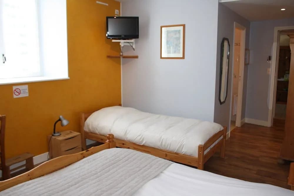 Auberge st Julien aux bois - Photo 4