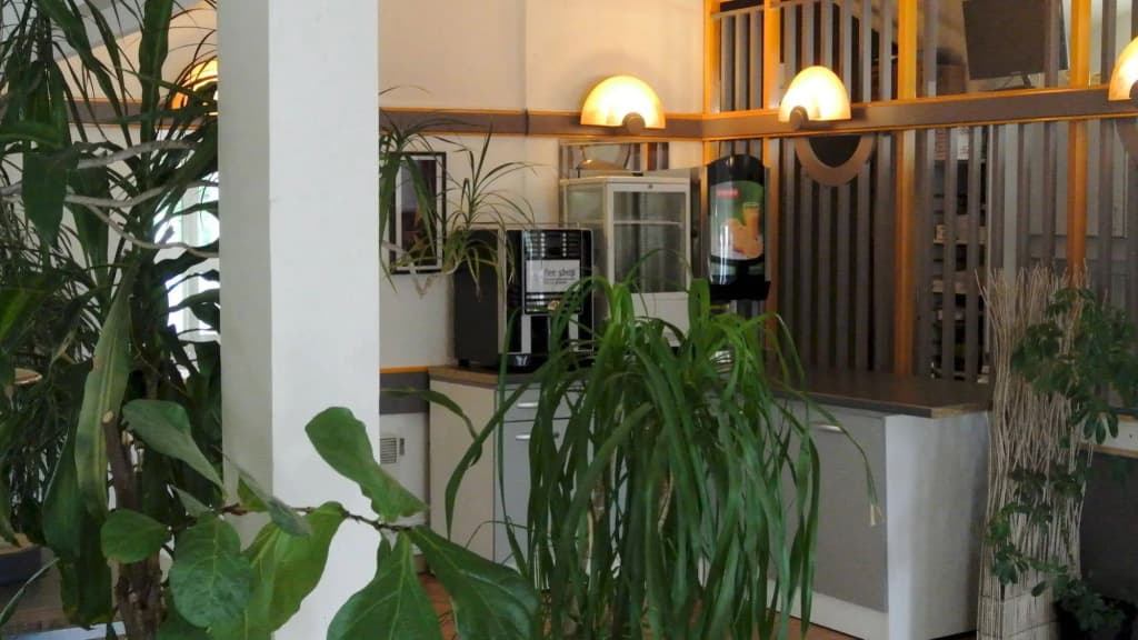 Egg Hotel Sevran - Photo 2