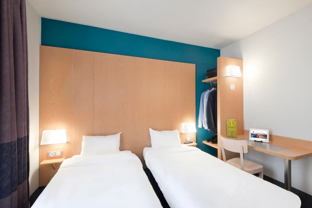 B&B HOTEL Grenoble Centre Alpexpo - Photo 3