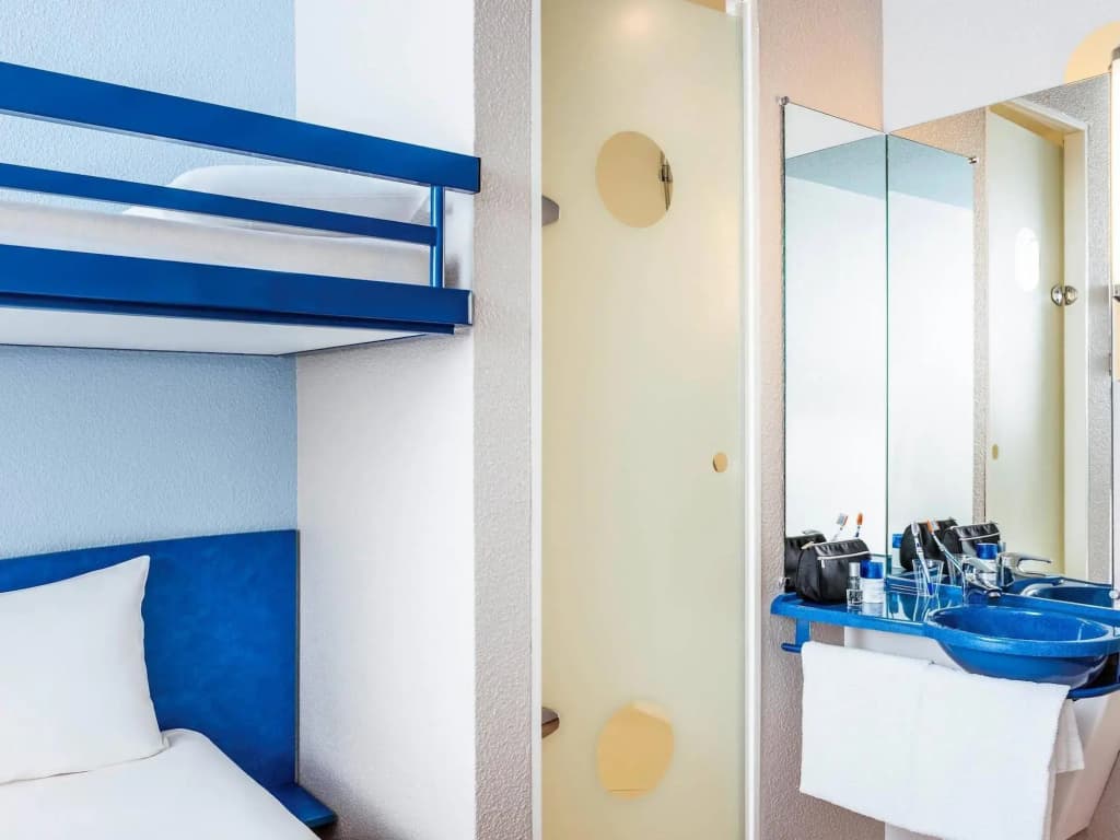 ibis budget Rueil Malmaison - Miniature 8