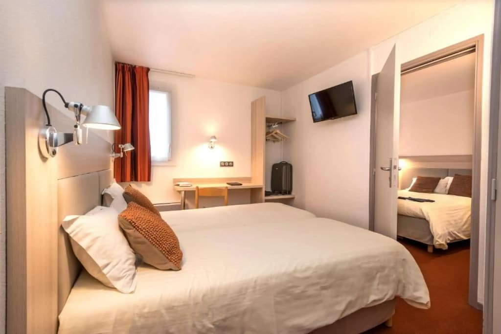 Brit Hotel Deltour Confort Mende - Photo 2