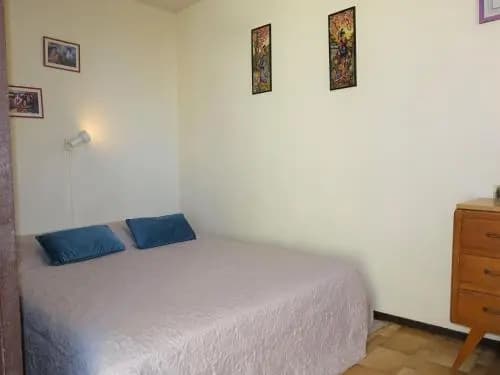 Hotel Du Port - Photo 3