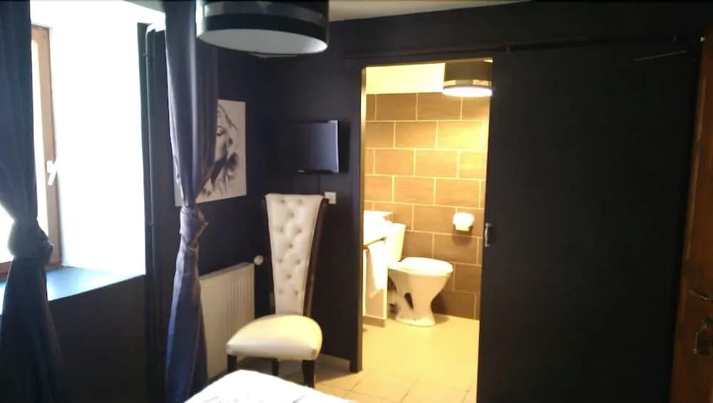 Hotel Restaurant Le Flaubert - Photo 2