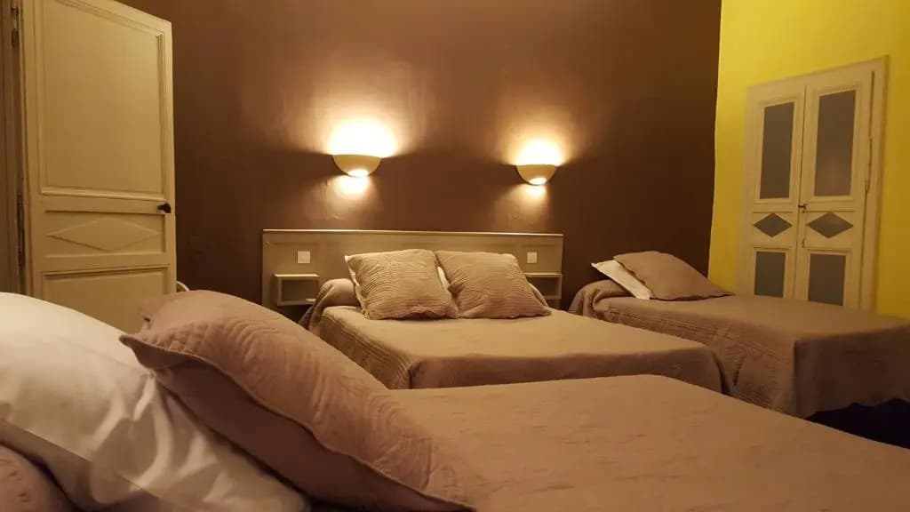Hotel Ronsin - Photo 3