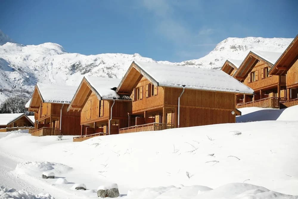 Alpine Retreat With Terrace - Photo 1