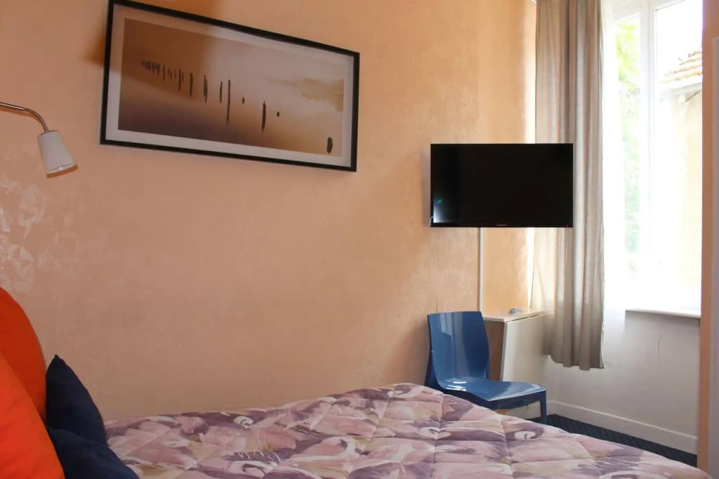 Hôtel Confort - Photo 3