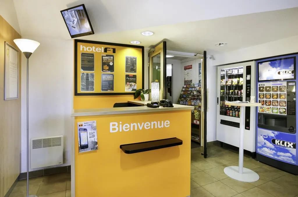 Hotelf1 Lille Tourcoing Nord - Miniature 8